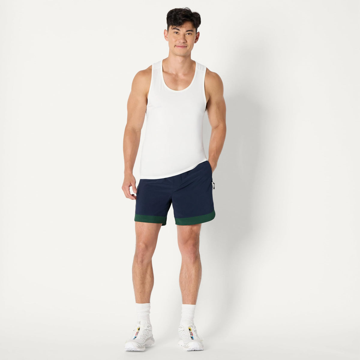 Amazon Essentials Men's Quick Dry Moisture-Wicking Tech Stretch Active Sleeveless Tank Top Workout Shirt