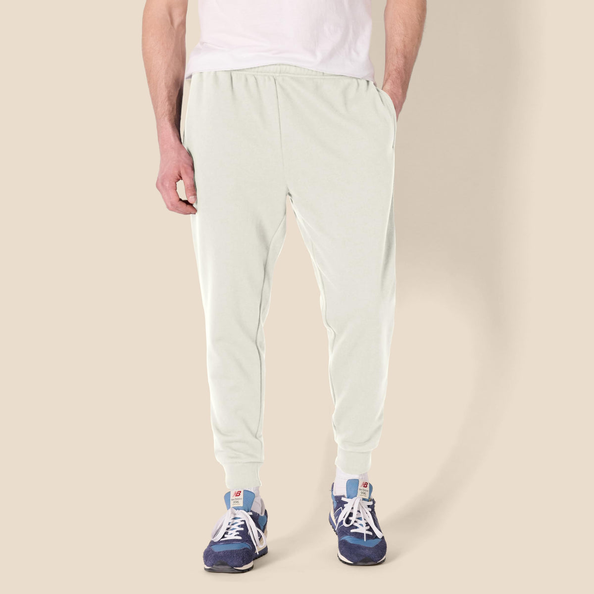 Amazon Essentials Men's Joggers Sweatpants, Fleece, Comfortable Fit