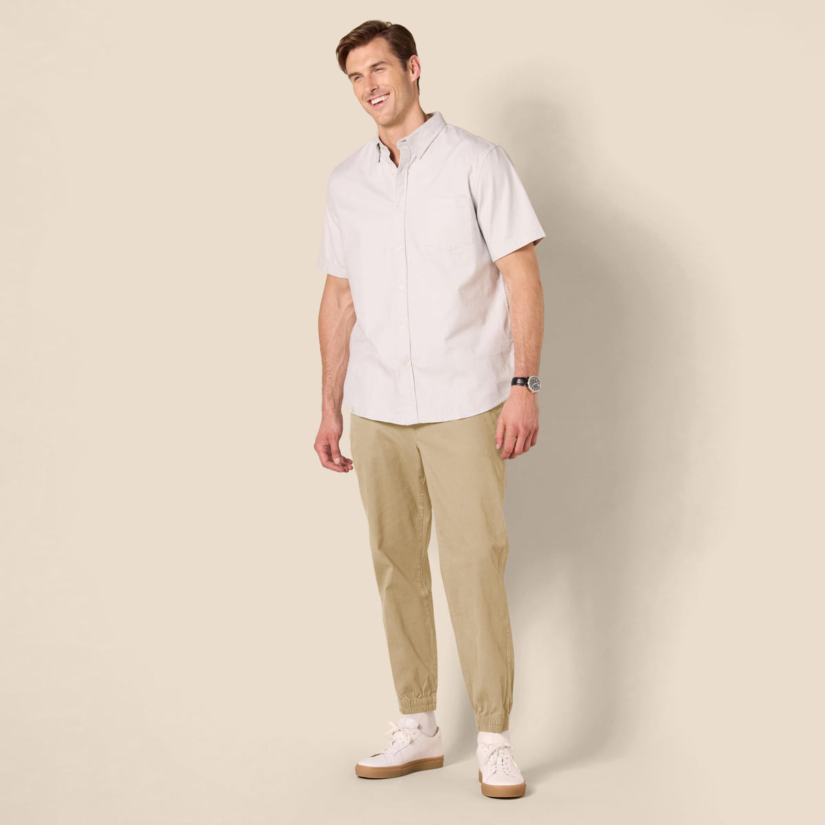 Amazon Essentials Men's Straight-Fit Chino Jogger Pants with Elastic Waist and Pockets