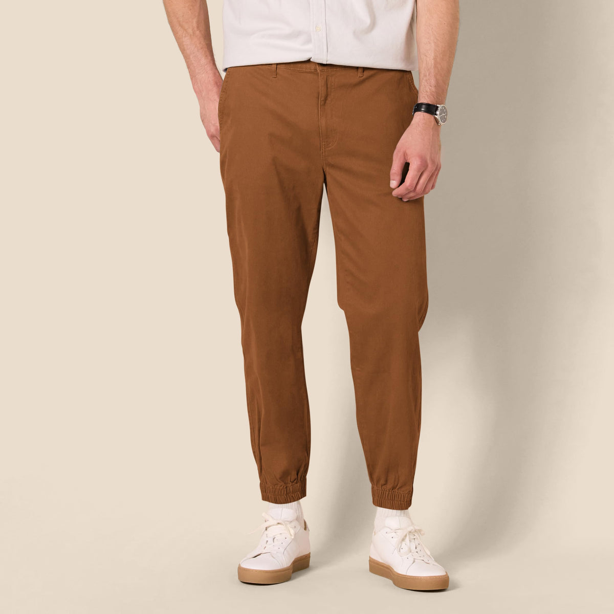 Amazon Essentials Men's Straight-Fit Chino Jogger Pants with Elastic Waist and Pockets