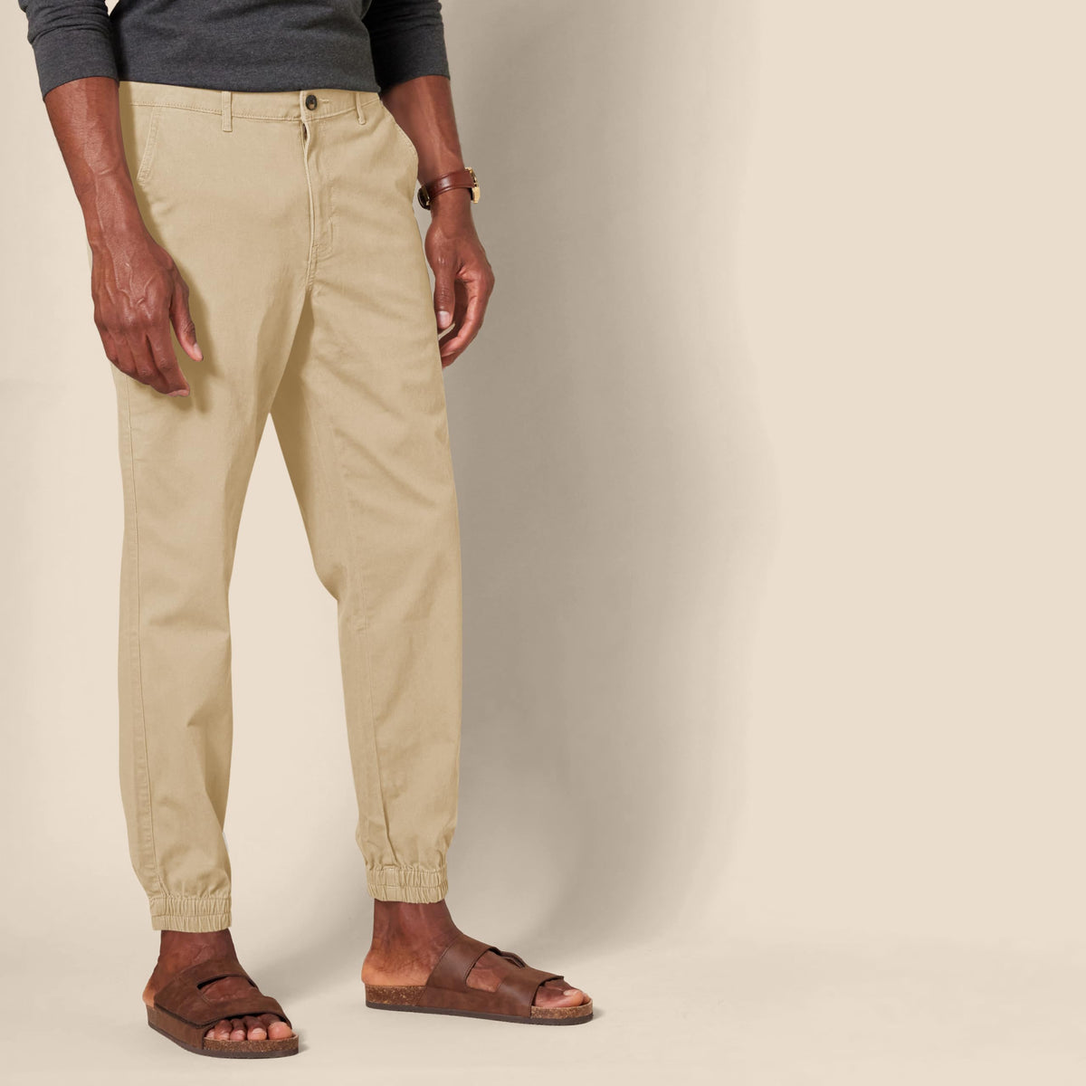 Amazon Essentials Men's Straight-Fit Chino Jogger Pants with Elastic Waist and Pockets