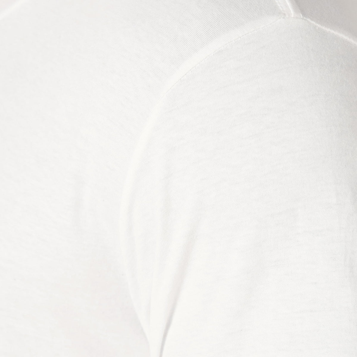 Amazon Essentials Men's Slim Fit V-Neck Undershirt, Breathable Cotton, Pack of 6