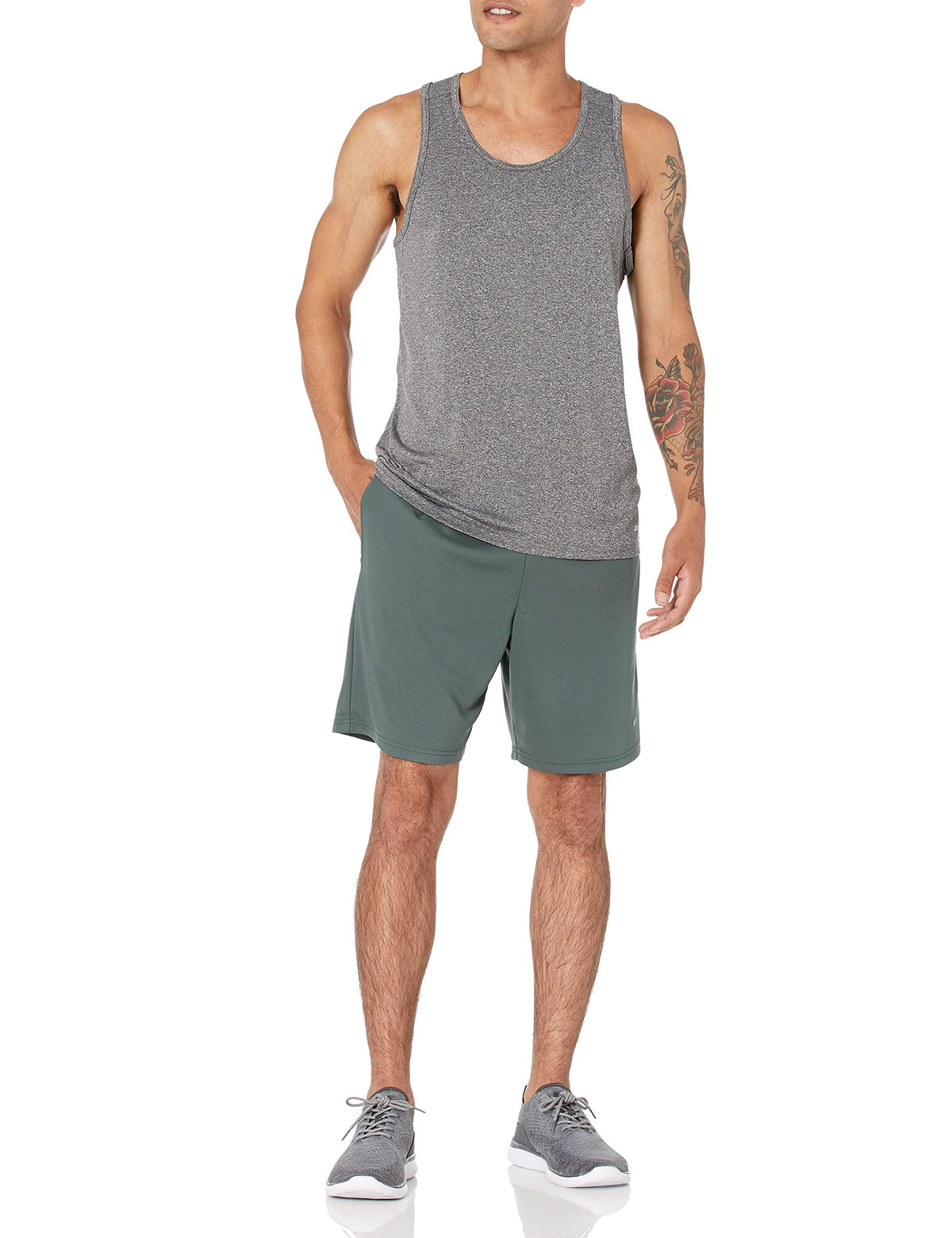 Amazon Essentials Men's Quick Dry Moisture-Wicking Tech Stretch Active Sleeveless Tank Top Workout Shirt