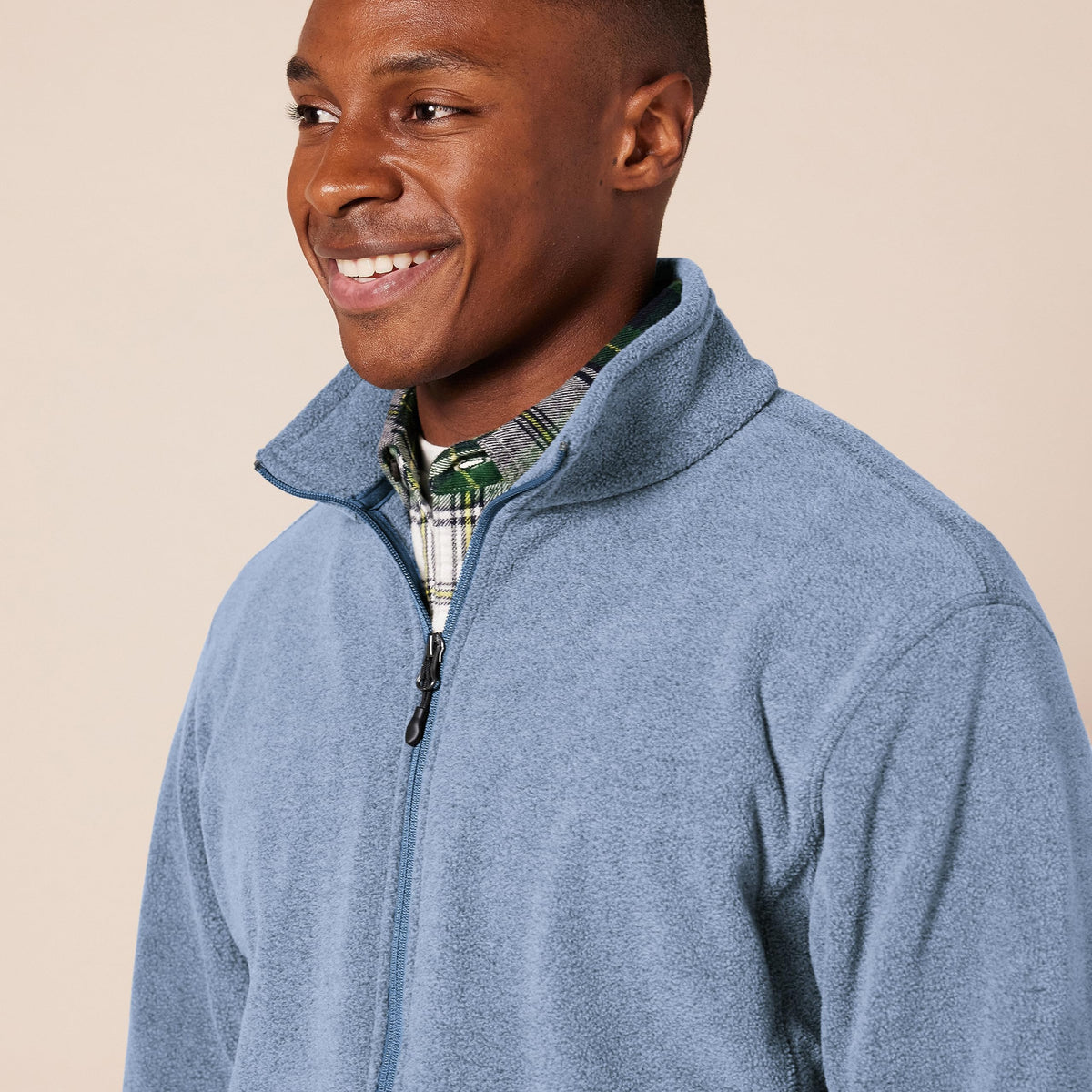 Amazon Essentials Men's Full-Zip Polar Fleece Jacket with Zippered Pockets for Cold Outdoor Weather