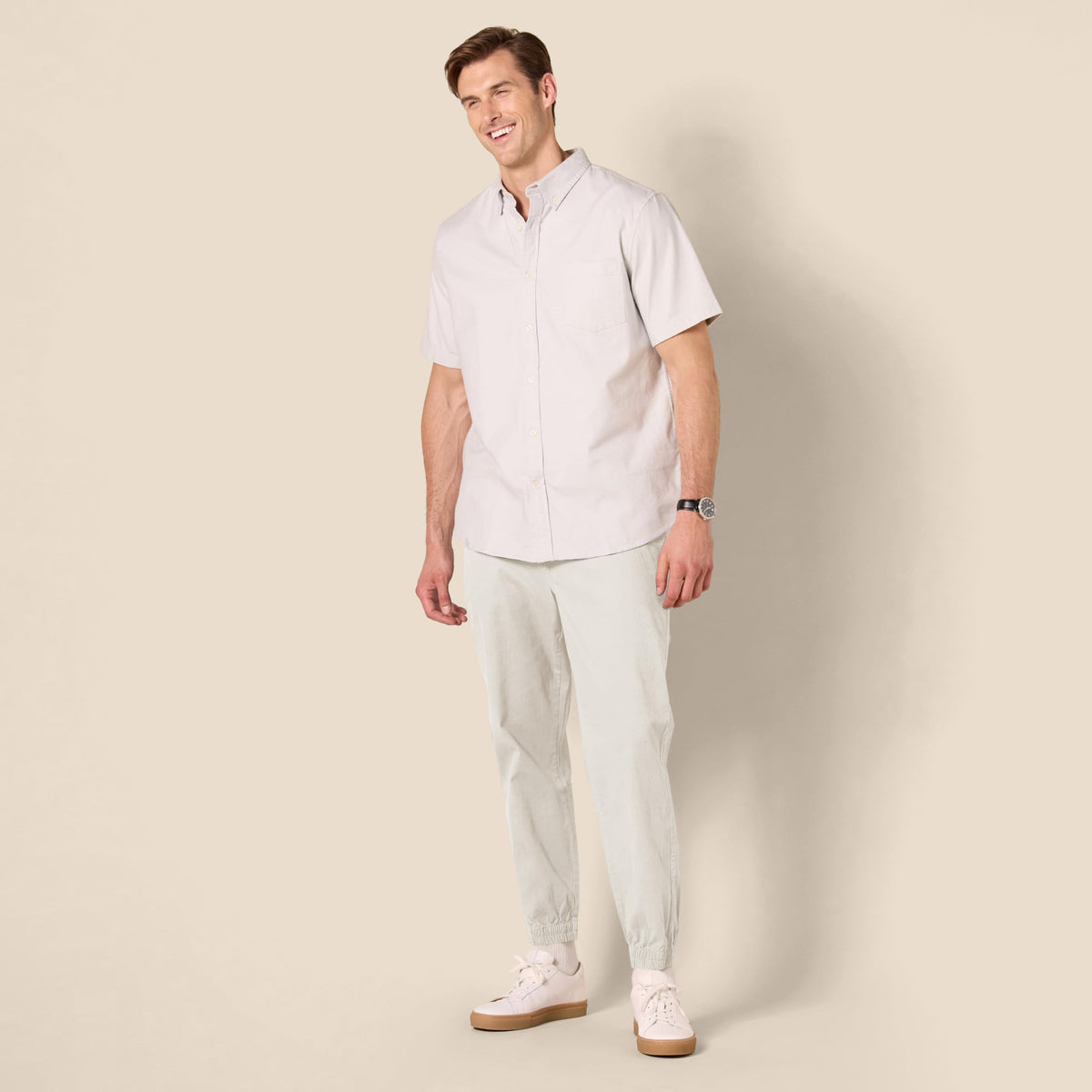 Amazon Essentials Men's Straight-Fit Chino Jogger Pants with Elastic Waist and Pockets