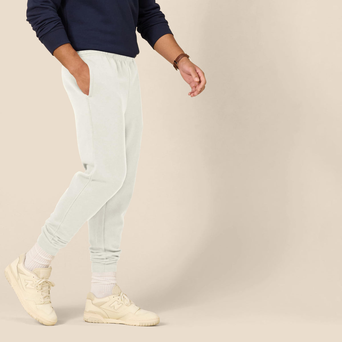 Amazon Essentials Men's Joggers Sweatpants, Fleece, Comfortable Fit