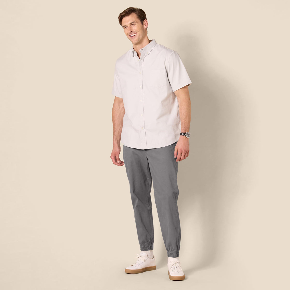 Amazon Essentials Men's Straight-Fit Chino Jogger Pants with Elastic Waist and Pockets