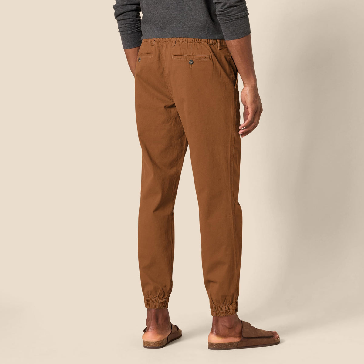 Amazon Essentials Men's Straight-Fit Chino Jogger Pants with Elastic Waist and Pockets