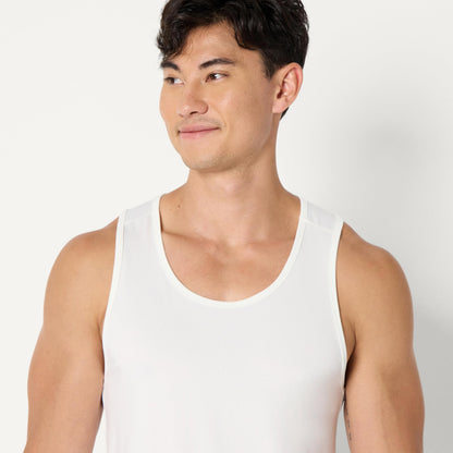 Amazon Essentials Men's Quick Dry Moisture-Wicking Tech Stretch Active Sleeveless Tank Top Workout Shirt