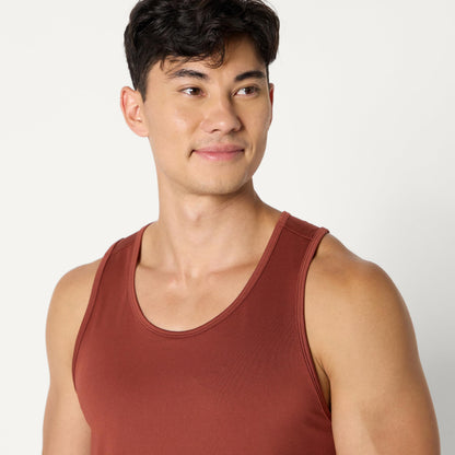 Amazon Essentials Men's Quick Dry Moisture-Wicking Tech Stretch Active Sleeveless Tank Top Workout Shirt