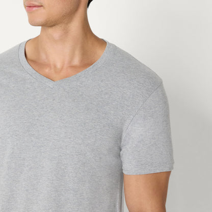 Amazon Essentials Men's Slim Fit V-Neck Undershirt, Breathable Cotton, Pack of 6