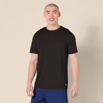 Amazon Essentials Men's Moisture Wicking Breathable Performance Tech Workout T-Shirts, Pack of 2